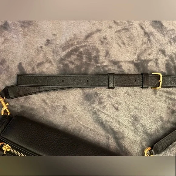 Marc Jacobs Magnetic Bag - Picture 10 of 14